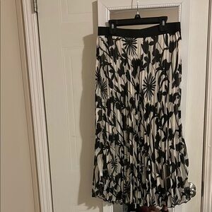 WD.NY Black and White Maxi Pleated A-Line Skirt